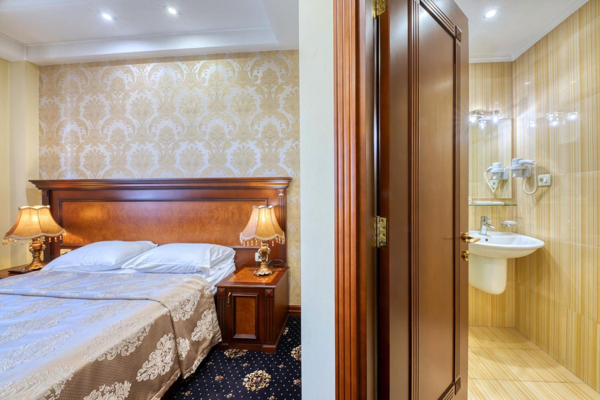 Spa Hotel Grace Forum Yerevan Quarto foto