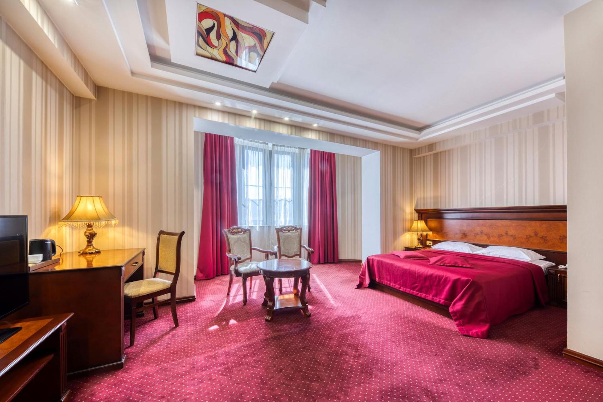 Spa Hotel Grace Forum Yerevan Quarto foto
