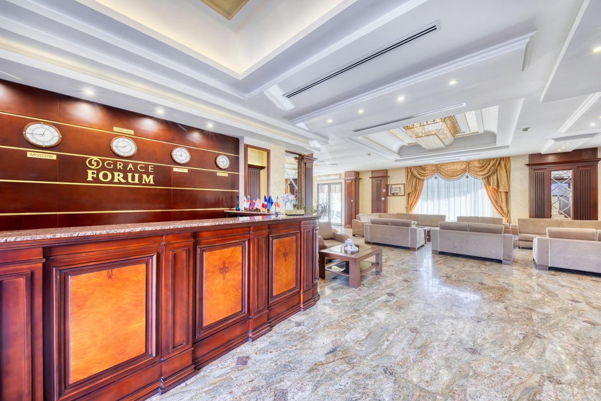 Spa Hotel Grace Forum Yerevan Exterior foto